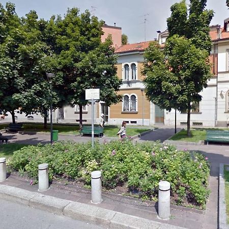 Xenia Apartments - Charming Garden Suite In Porta Venezia Милано Екстериор снимка