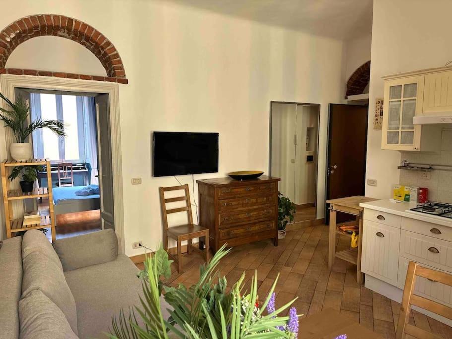 Xenia Apartments - Charming Garden Suite In Porta Venezia Милано Екстериор снимка